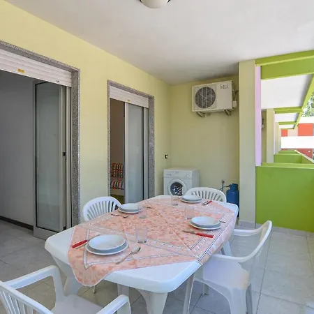 Apartamento 1 Bedroom Lovely In *