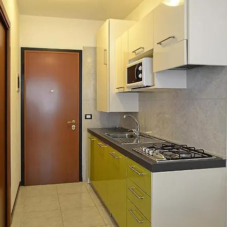 Apartamento 1 Bedroom Lovely In