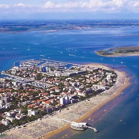 1 Bedroom Lovely In Apartamento Bibione